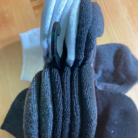 NEW! NEW BALANCE Men Shoe Size 6-12.5 Cushioned Performance 6 Pair Low Cut Socks - Picture 3 of 3